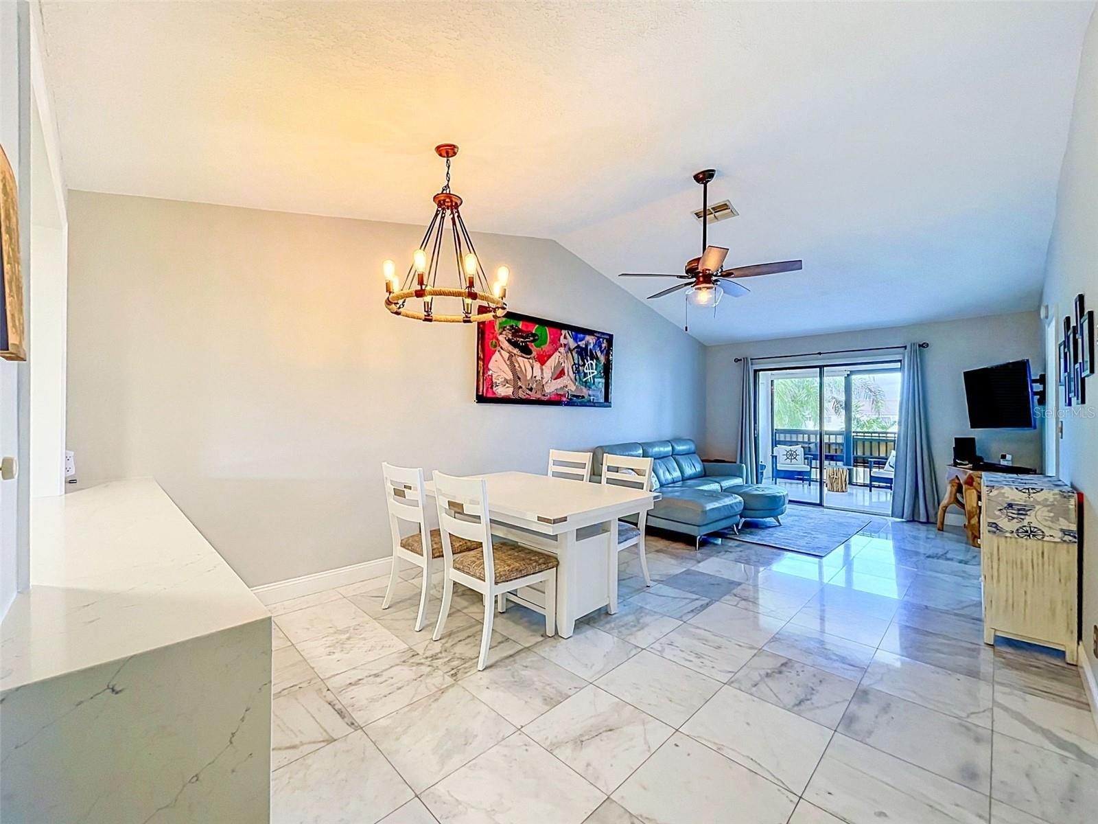 Image 23 of 73 For 460 S Paula Dr  107