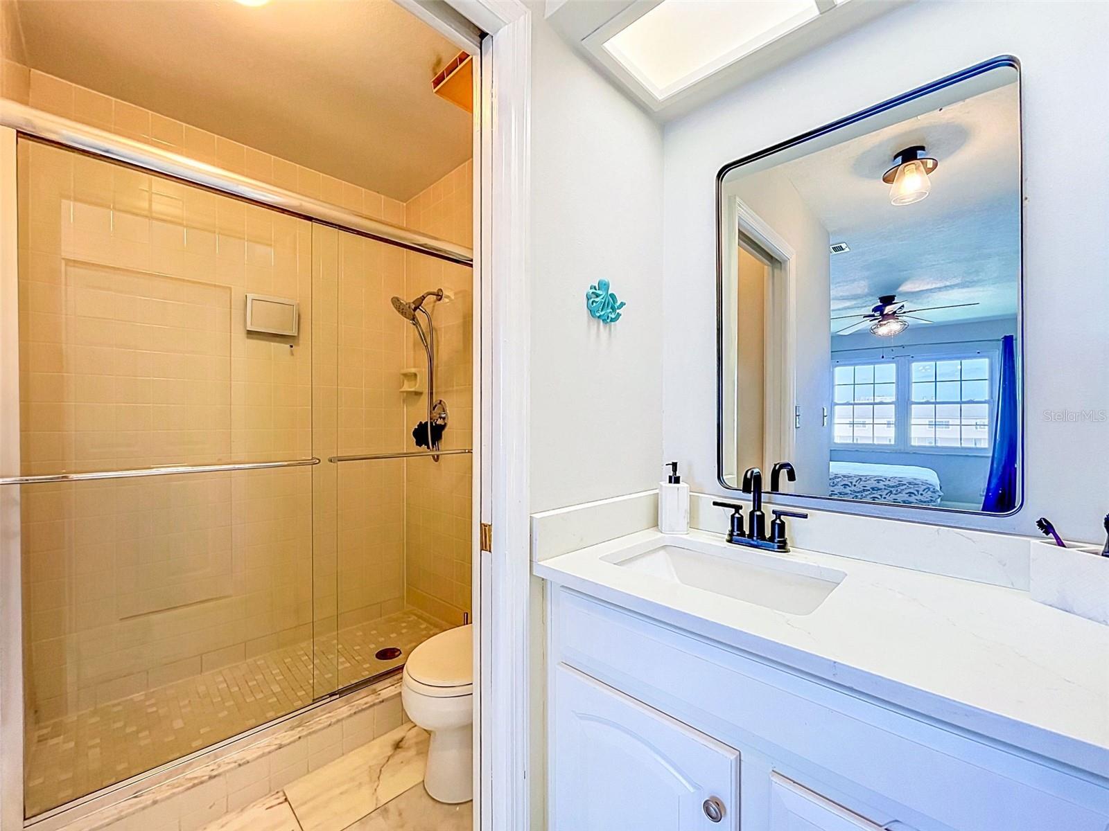 Image 31 of 73 For 460 S Paula Dr  107
