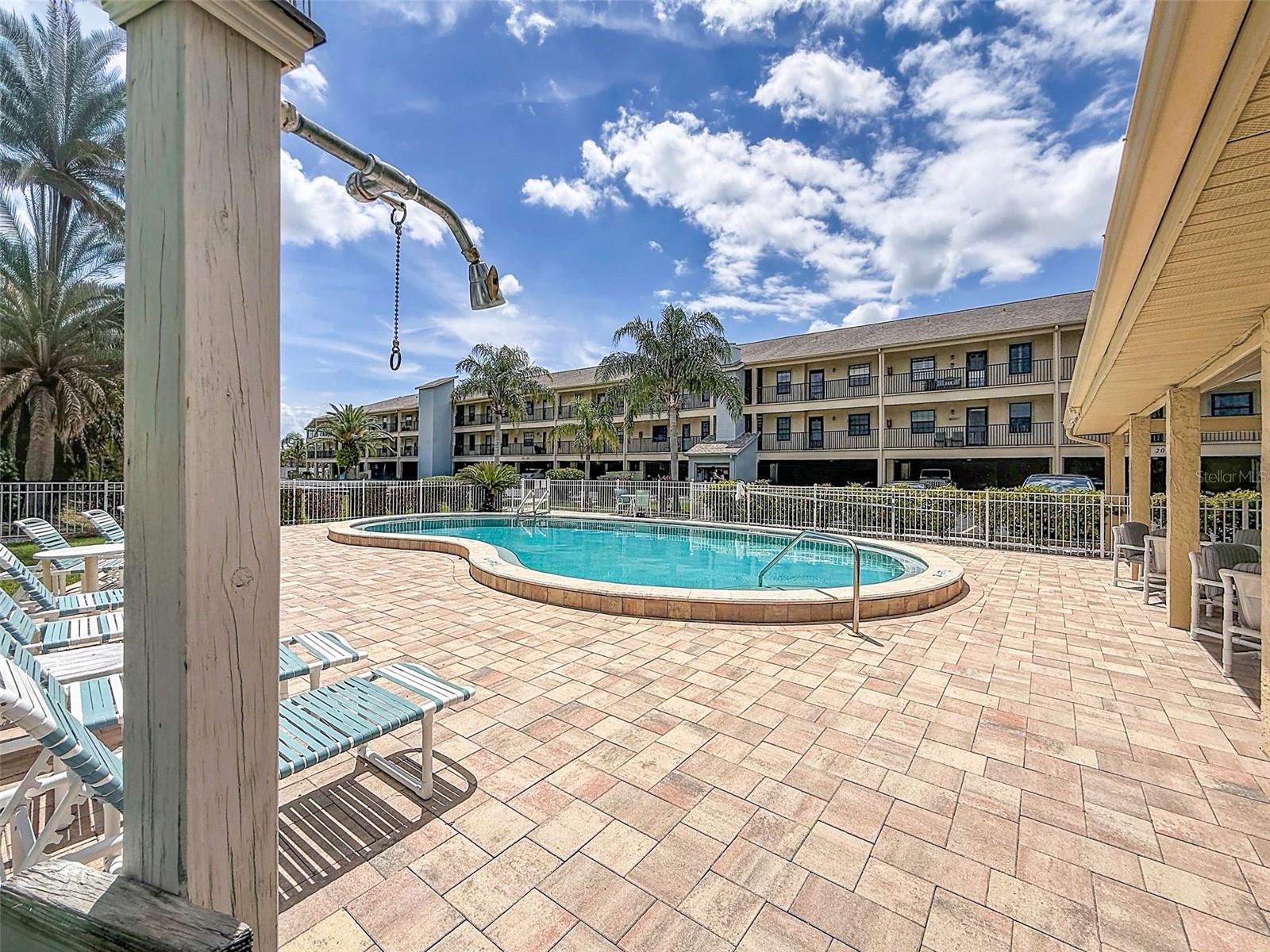 Image 40 of 73 For 460 S Paula Dr  107
