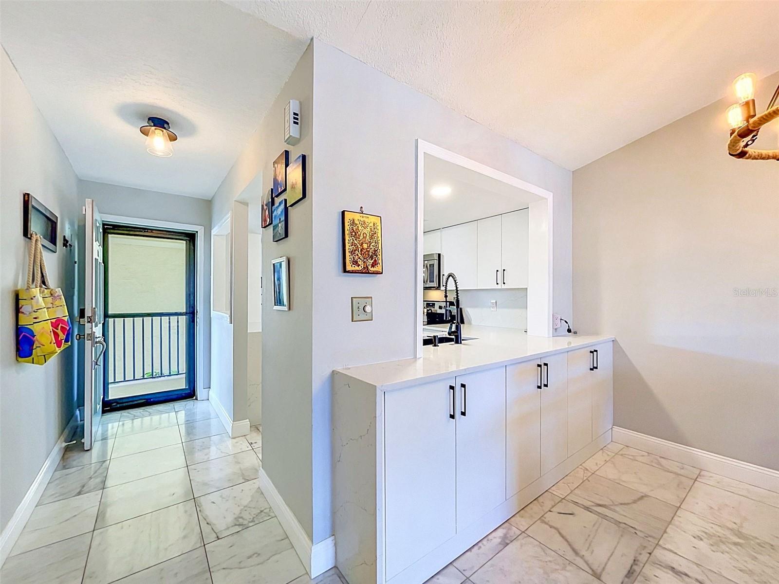 Image 7 of 73 For 460 S Paula Dr  107