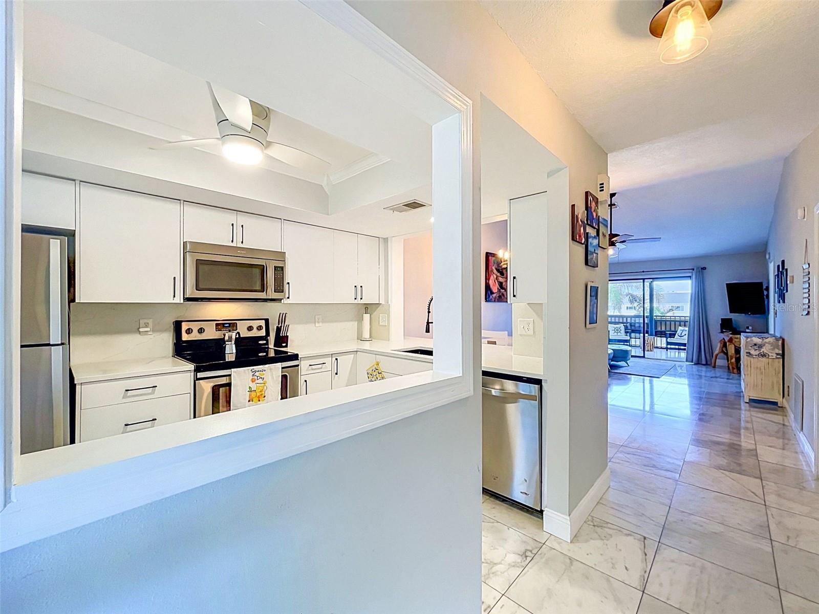 Image 8 of 73 For 460 S Paula Dr  107