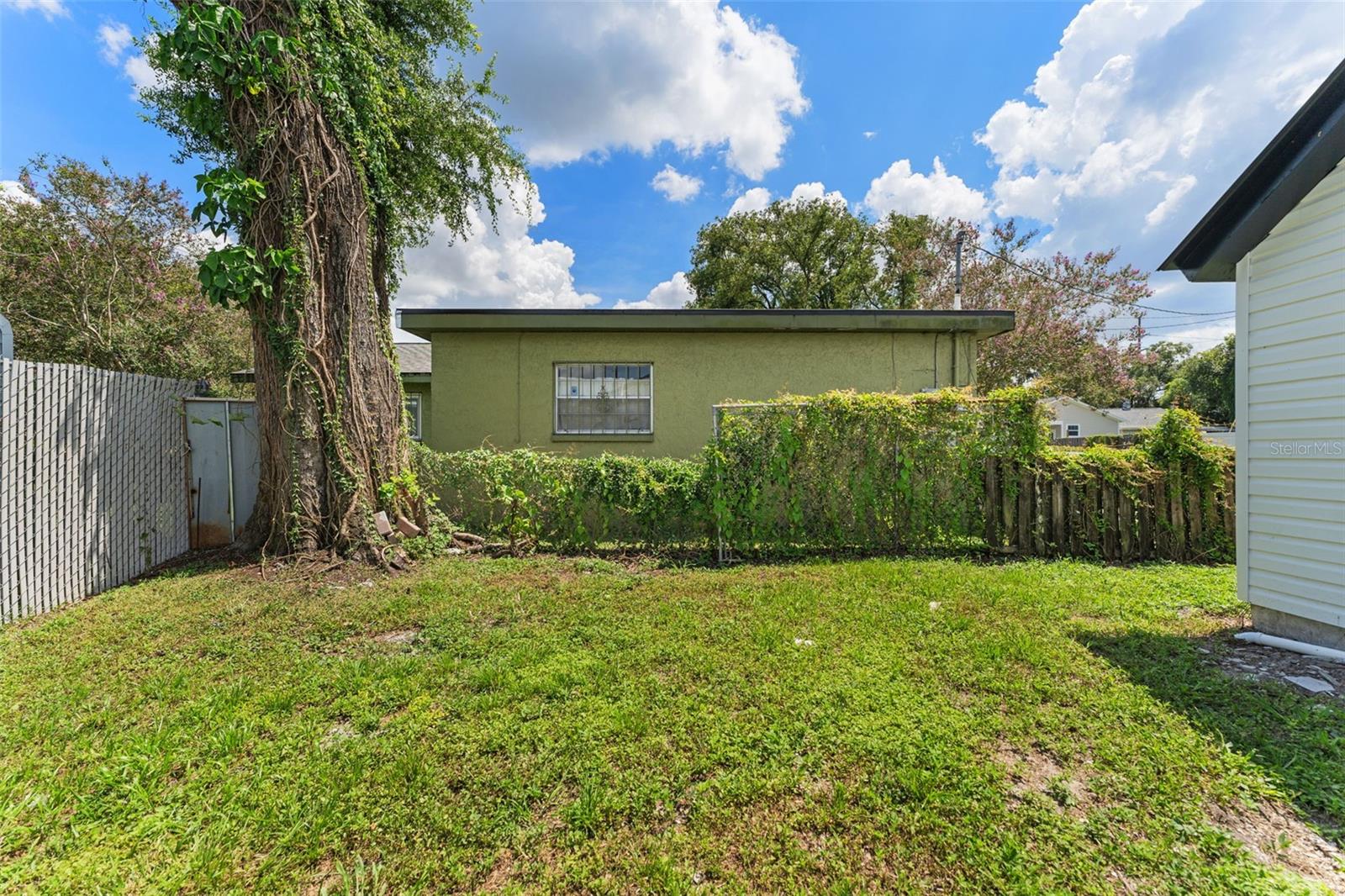 Image 27 of 29 For 501 Cluster Avenue