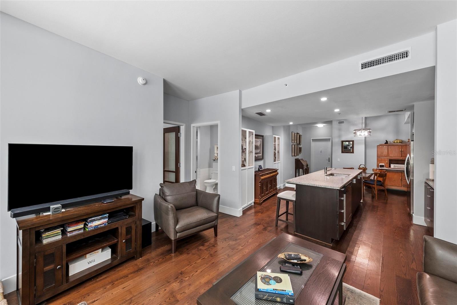 Image 20 of 54 For 111 12th Street 1320