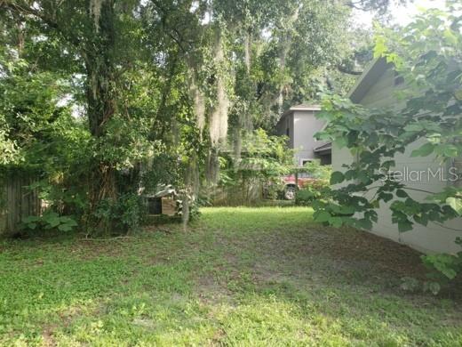 Image 11 of 12 For 8215 Klondyke Street B