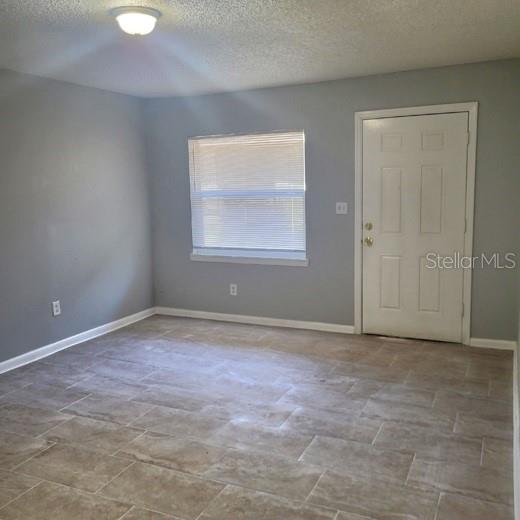 Image 3 of 12 For 8215 Klondyke Street B