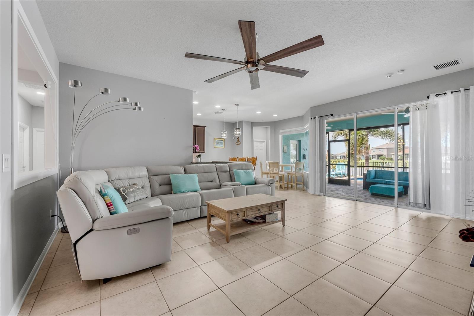 Image 11 of 59 For 11236 77th Street E