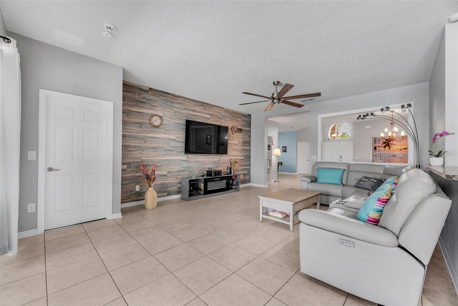 Image 12 of 59 For 11236 77th Street E