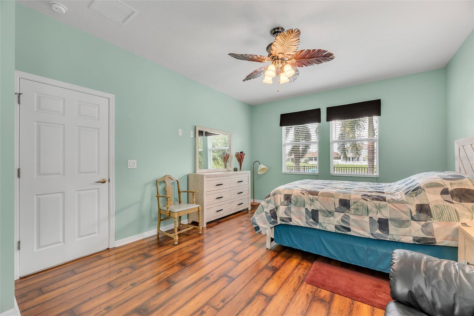 Image 14 of 59 For 11236 77th Street E