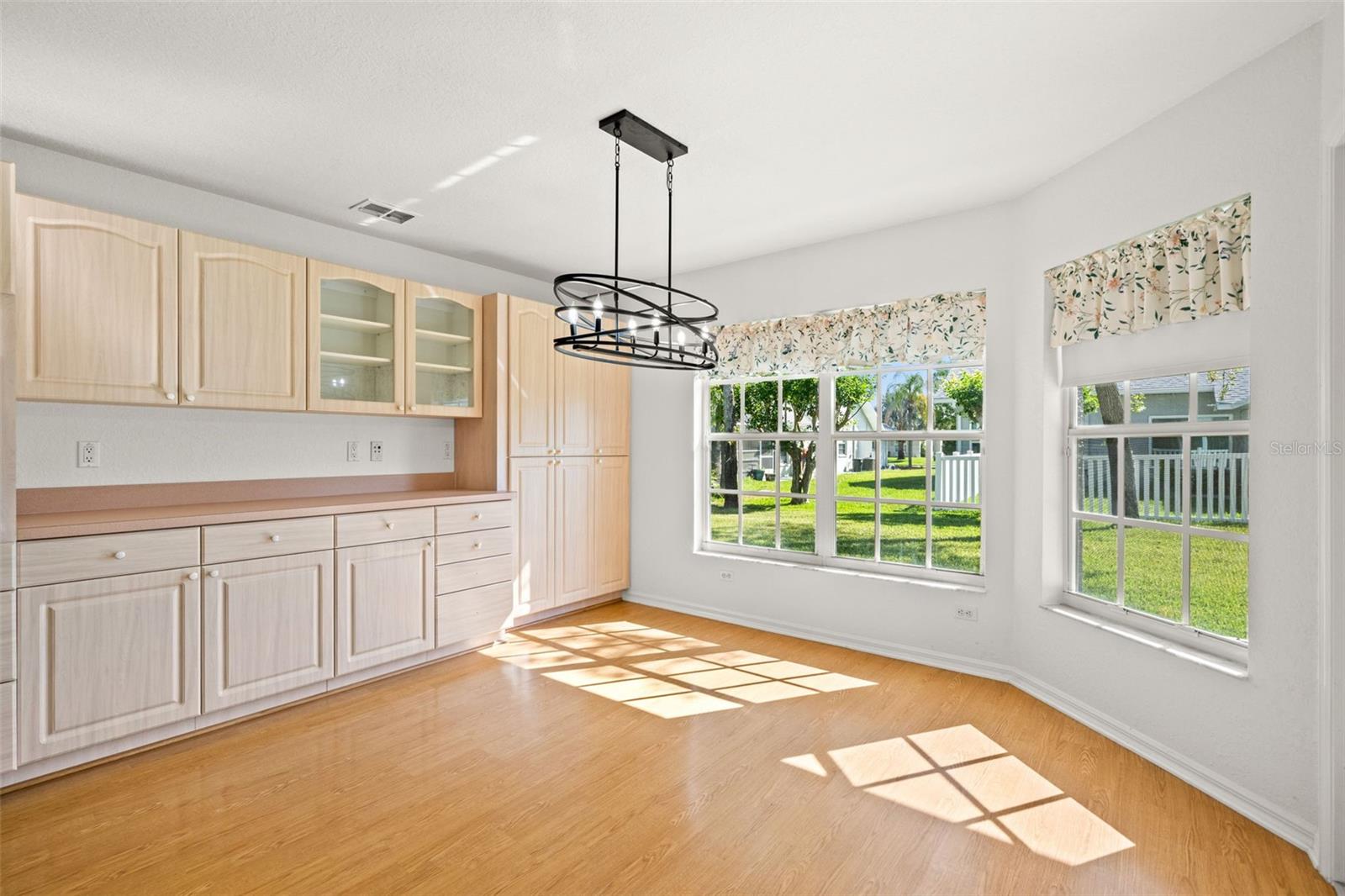 Image 19 of 51 For 13602 Glaze Brook Drive