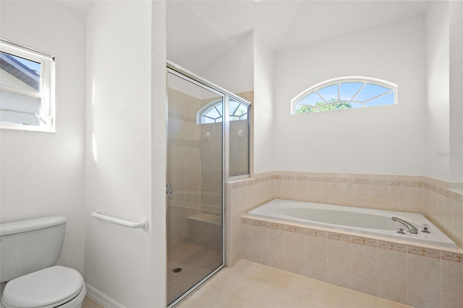 Image 27 of 51 For 13602 Glaze Brook Drive