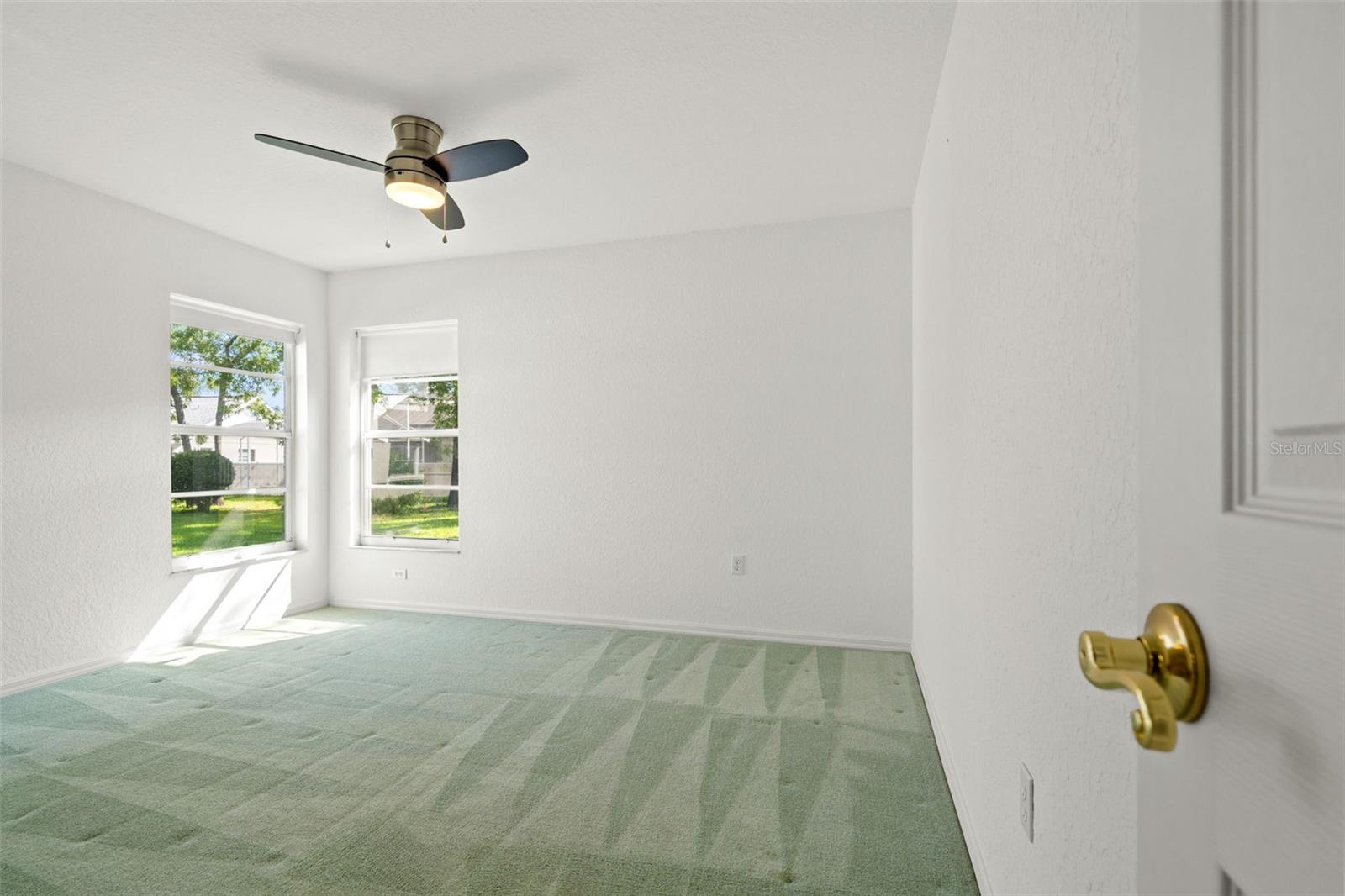 Image 36 of 51 For 13602 Glaze Brook Drive