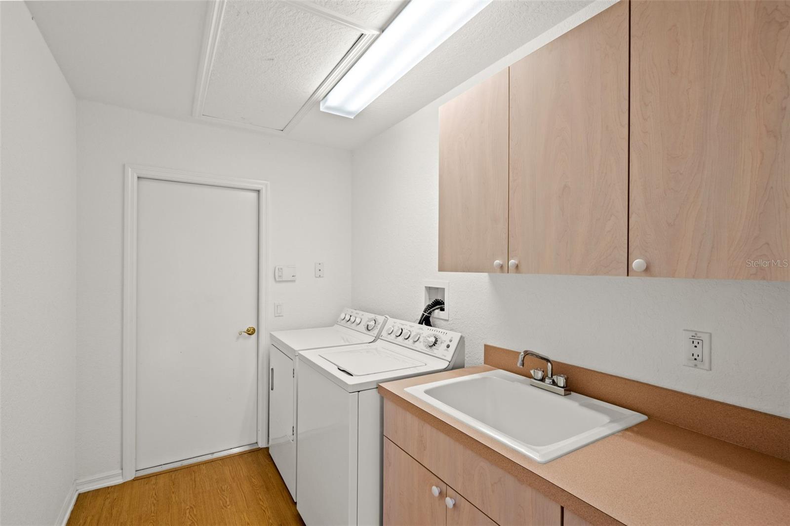 Image 38 of 51 For 13602 Glaze Brook Drive