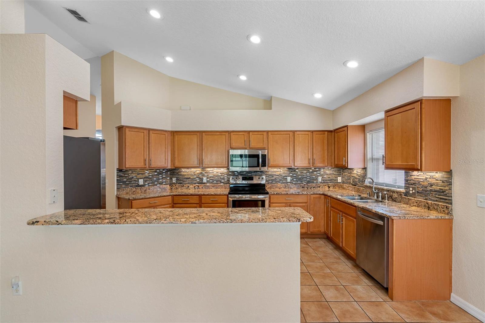Image 14 of 56 For 3063 Westmoreland Drive