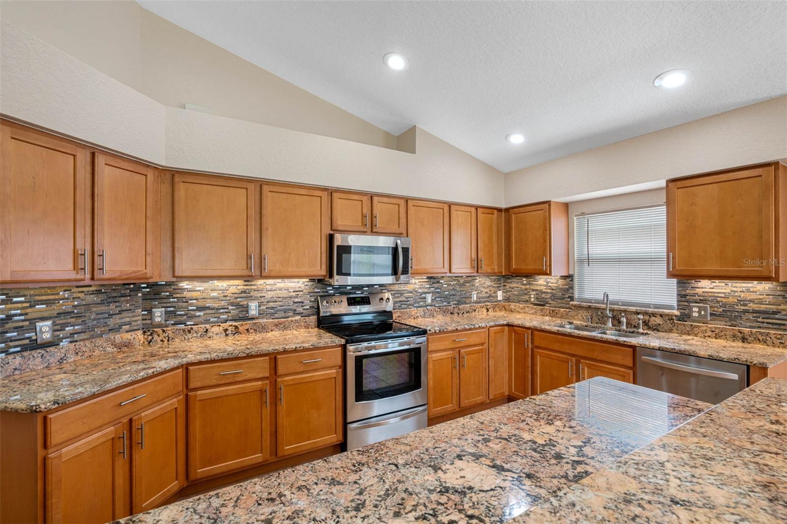 Image 15 of 56 For 3063 Westmoreland Drive