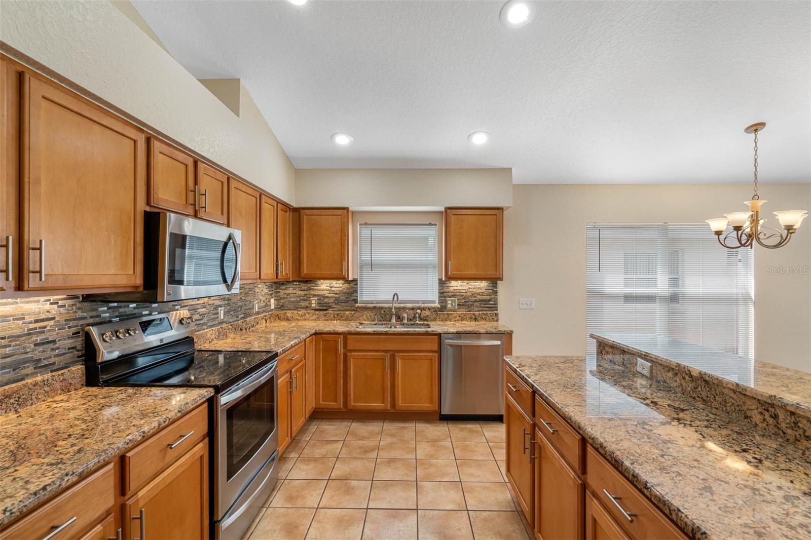 Image 16 of 56 For 3063 Westmoreland Drive