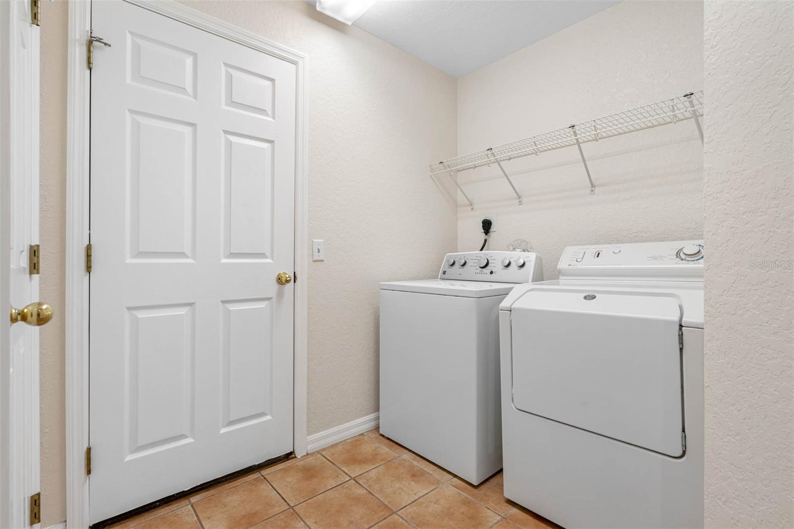 Image 36 of 56 For 3063 Westmoreland Drive