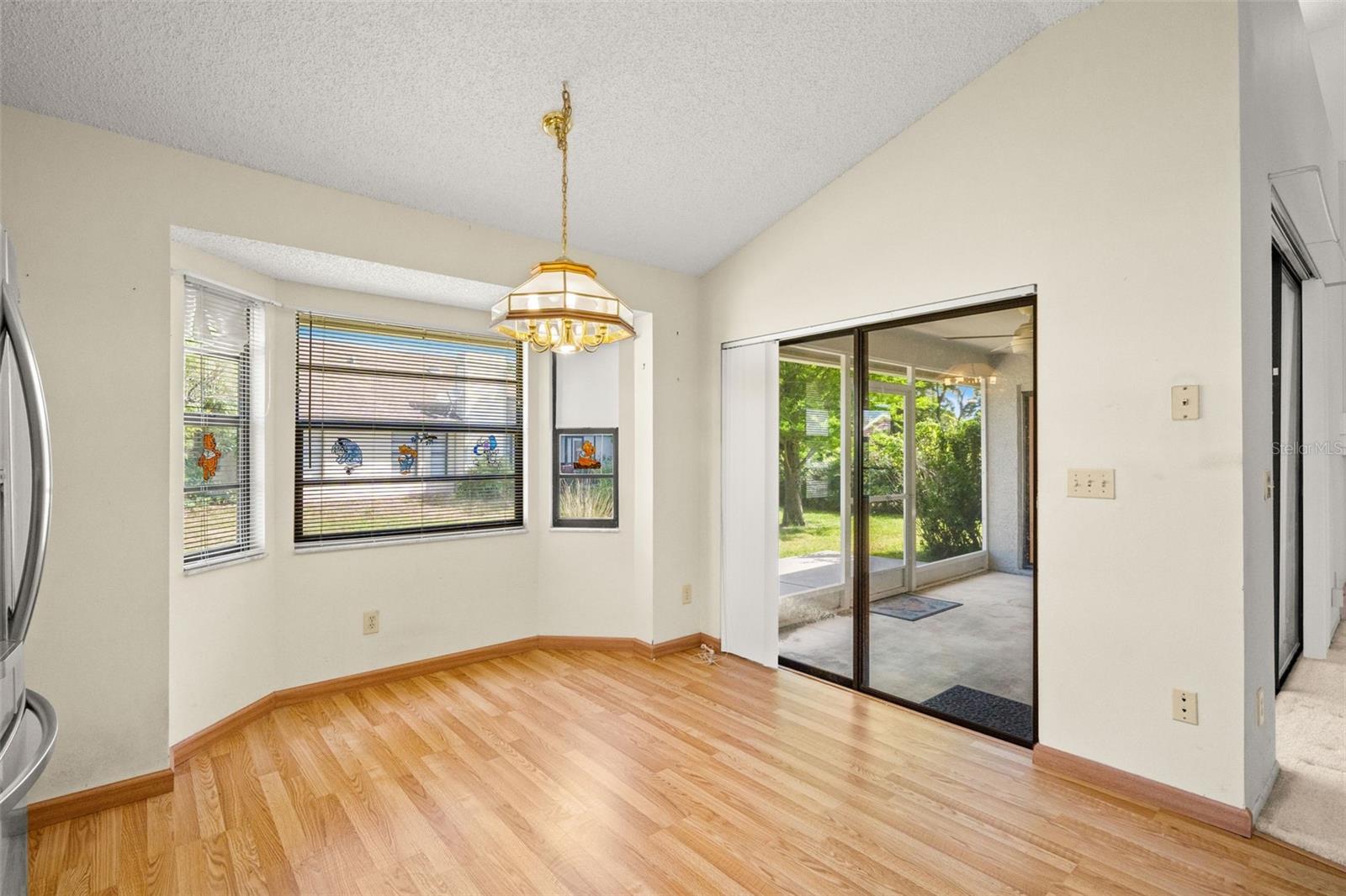 Image 12 of 36 For 8901 Whistler Way