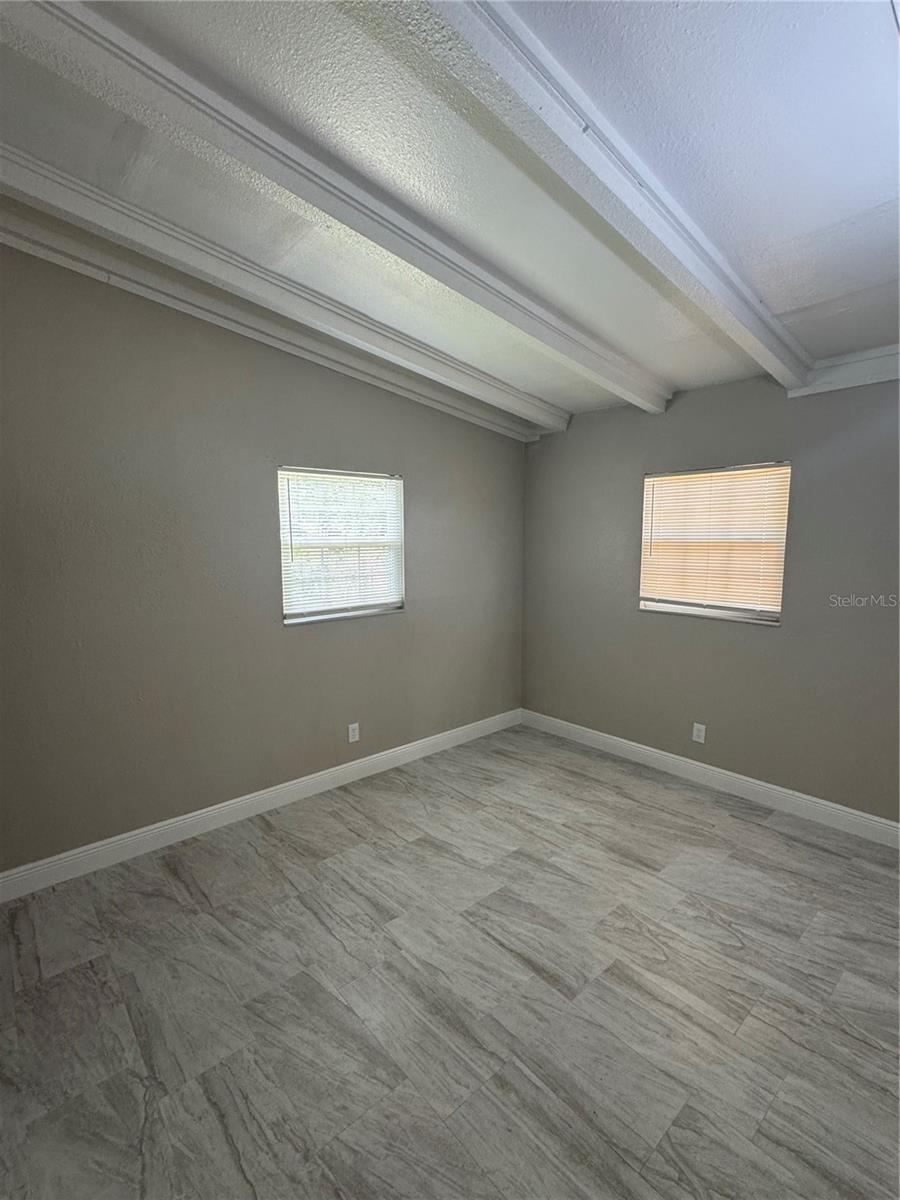 Image 16 of 30 For 4019 Grove Street