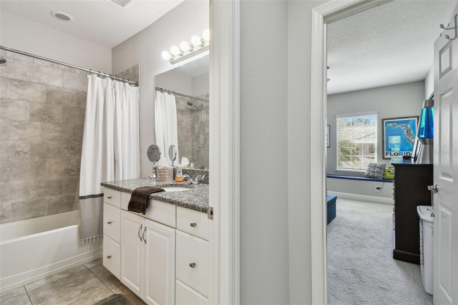 Image 36 of 46 For 8747 Terracina Lake Drive