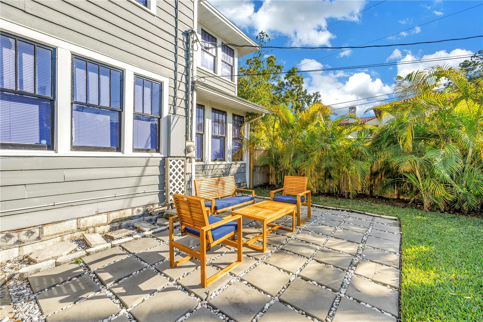 Image 27 of 33 For 2320 5th Street N