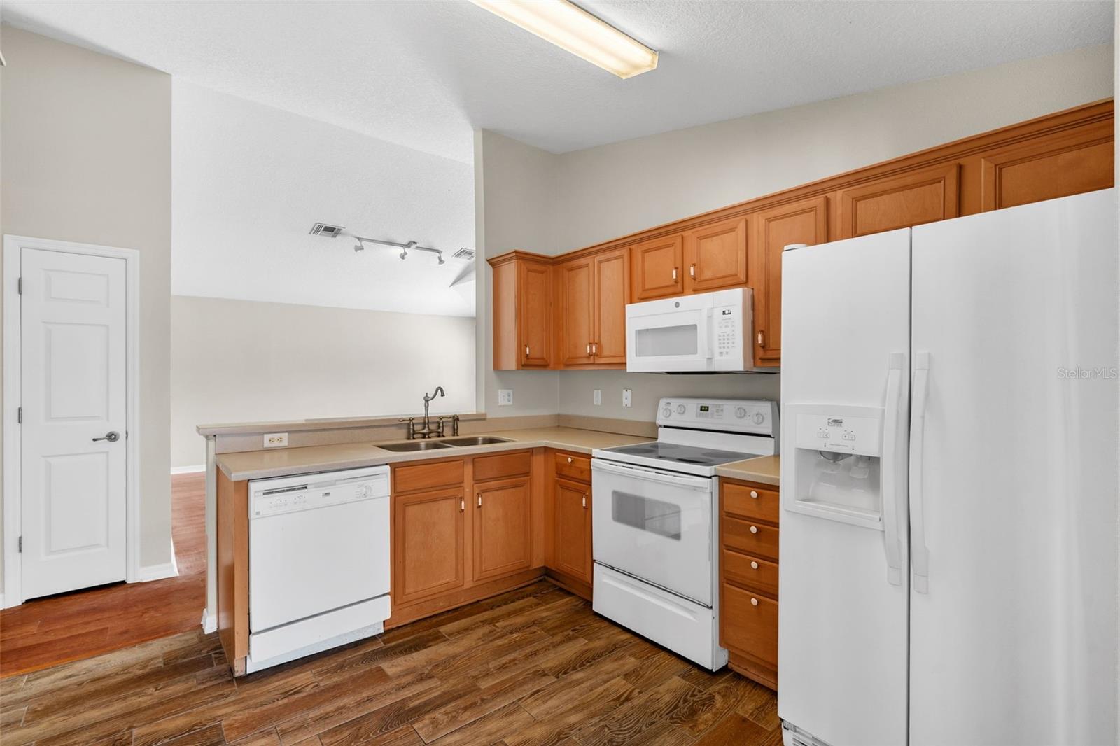 Image 13 of 45 For 4631 Eagle Ranch Drive