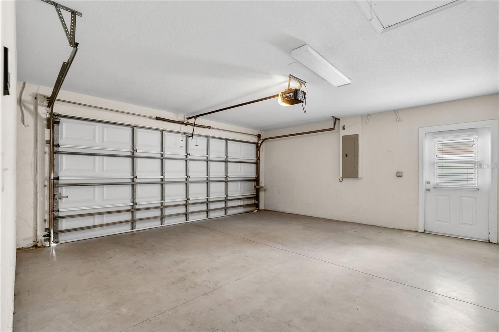Image 32 of 45 For 4631 Eagle Ranch Drive