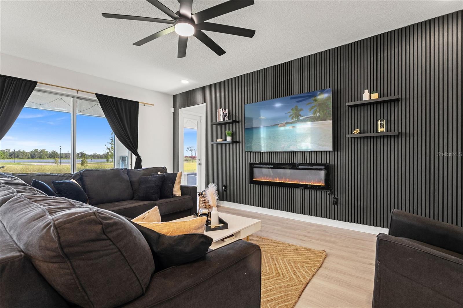 Image 7 of 53 For 5945 Newberry Pines Avenue