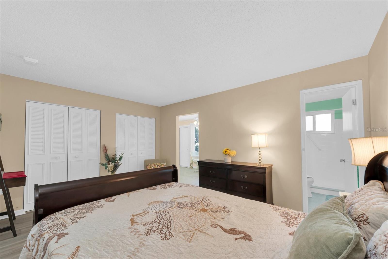 Image 18 of 37 For 2960 59th Street S 105