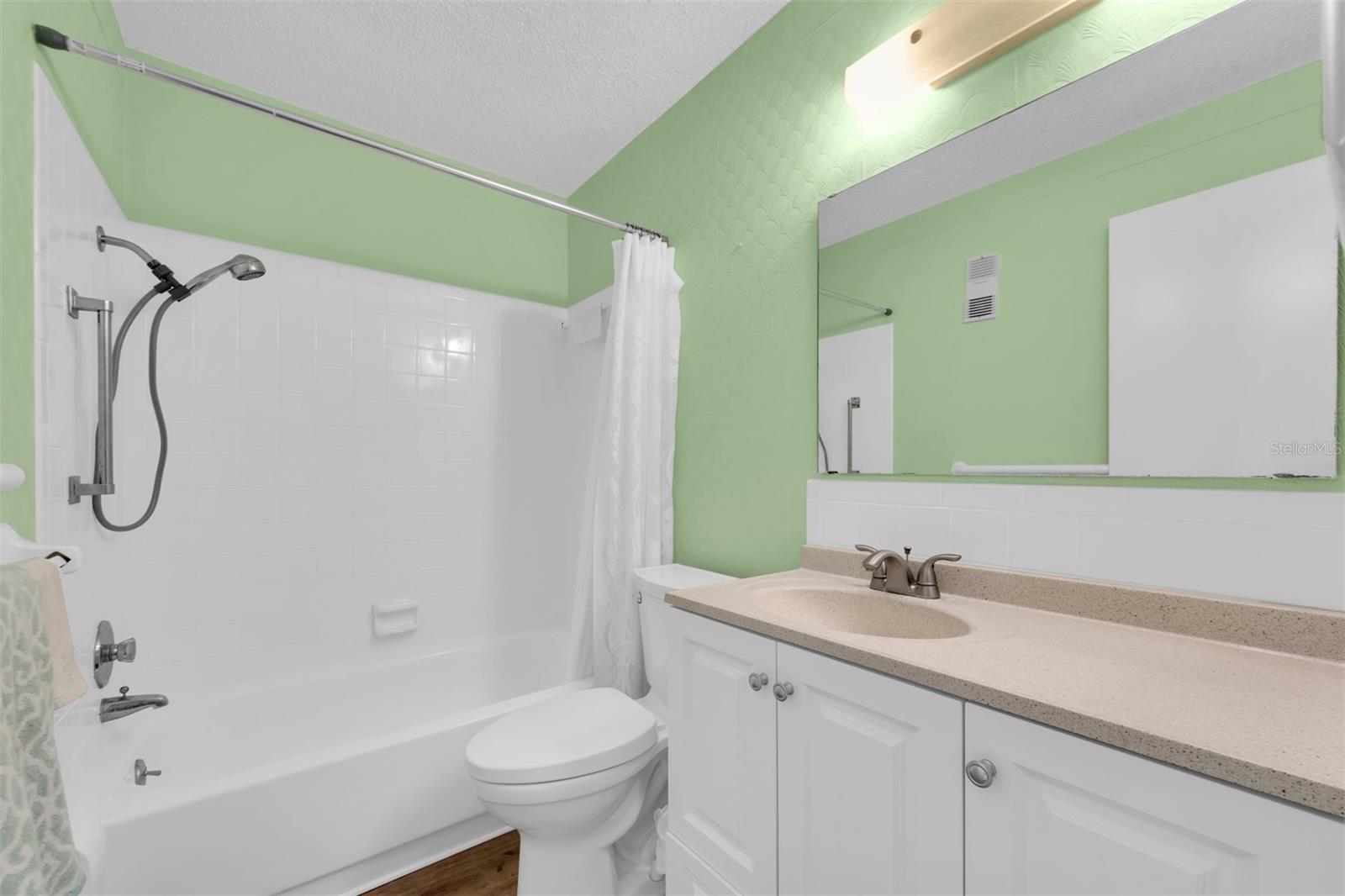 Image 21 of 37 For 2960 59th Street S 105