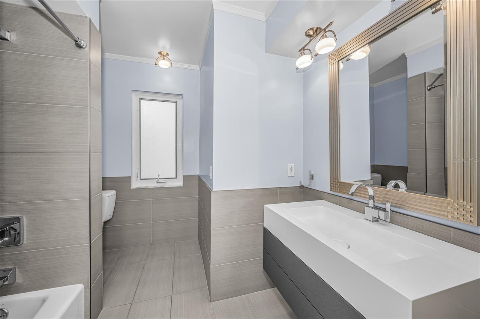 Image 22 of 32 For 1387 Hill Drive