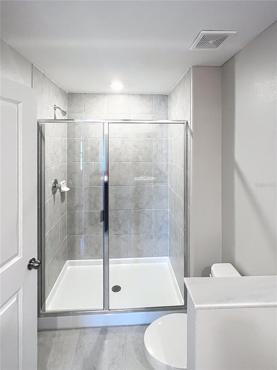 Image 16 of 25 For 15503 Prestwick Rose Place