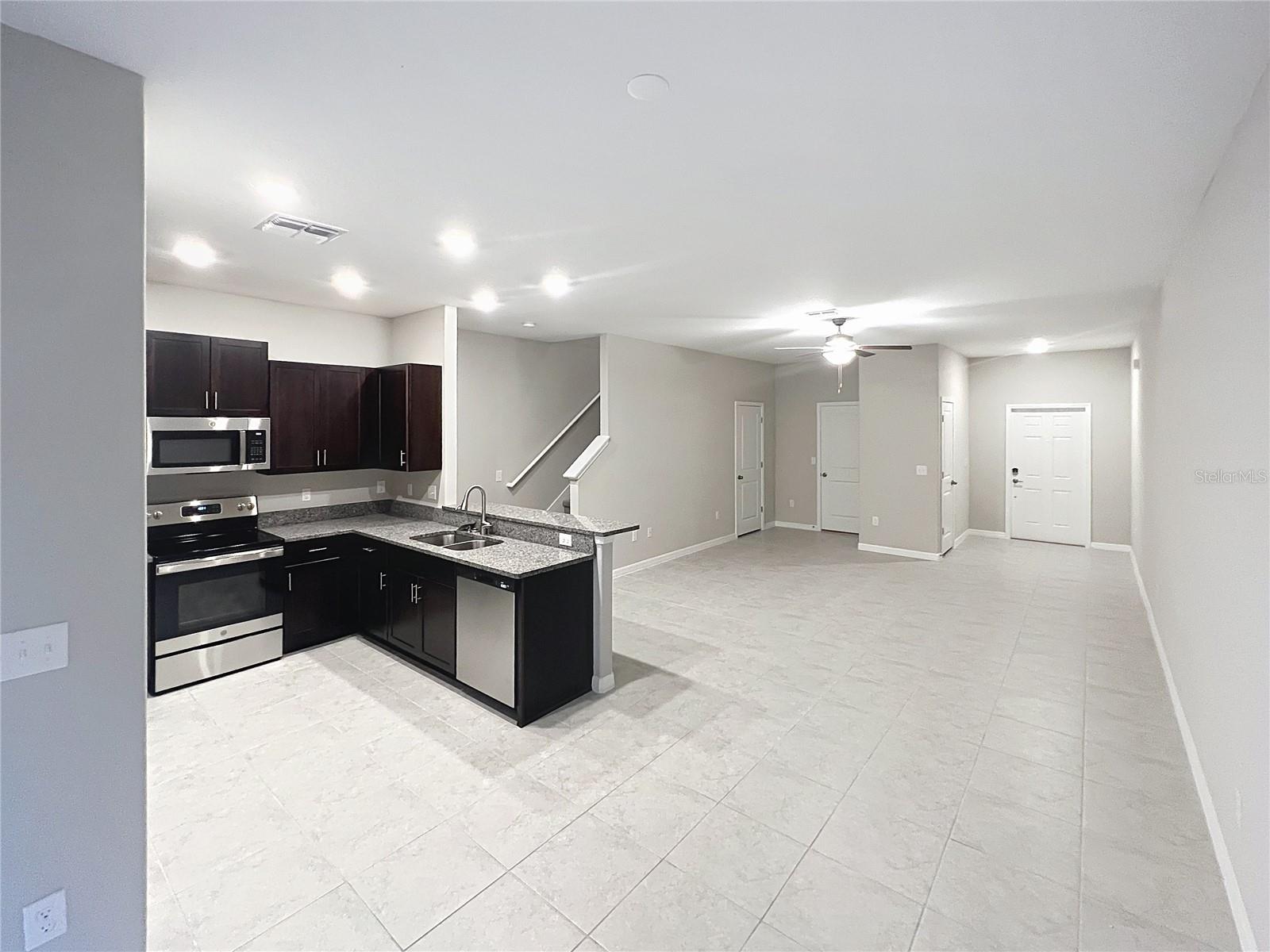 Image 18 of 25 For 15503 Prestwick Rose Place