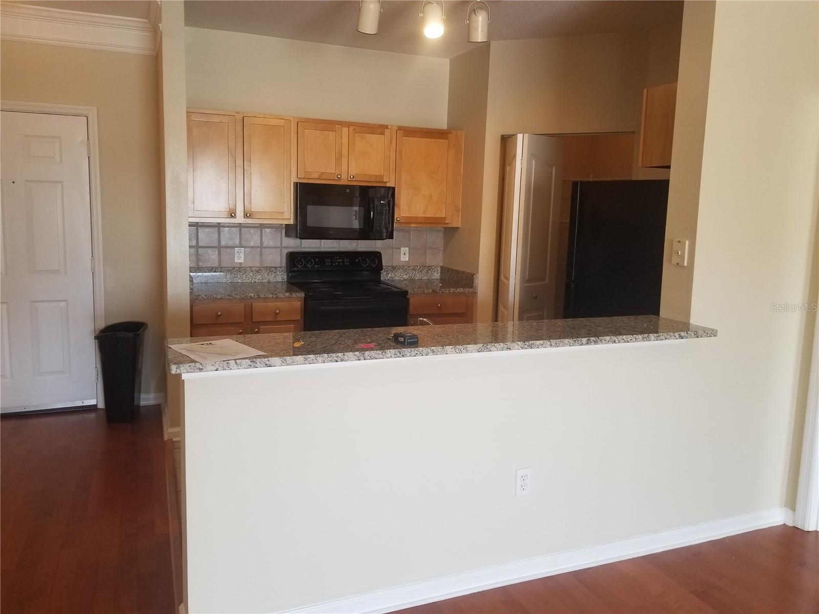 Image 4 of 19 For 4207 Dale Mabry Highway 2401