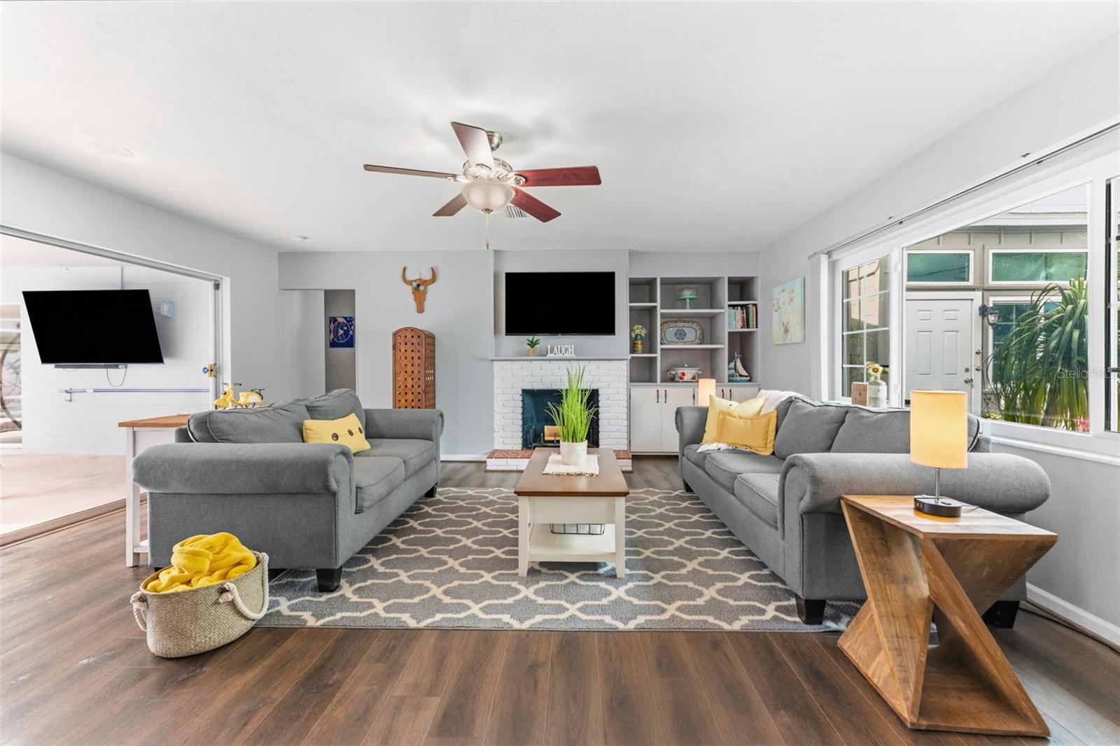 Image 10 of 58 For 5105 7th Avenue Drive W