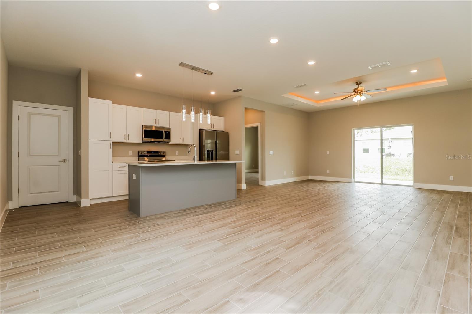 Image 8 of 15 For 260 Gladiola Court