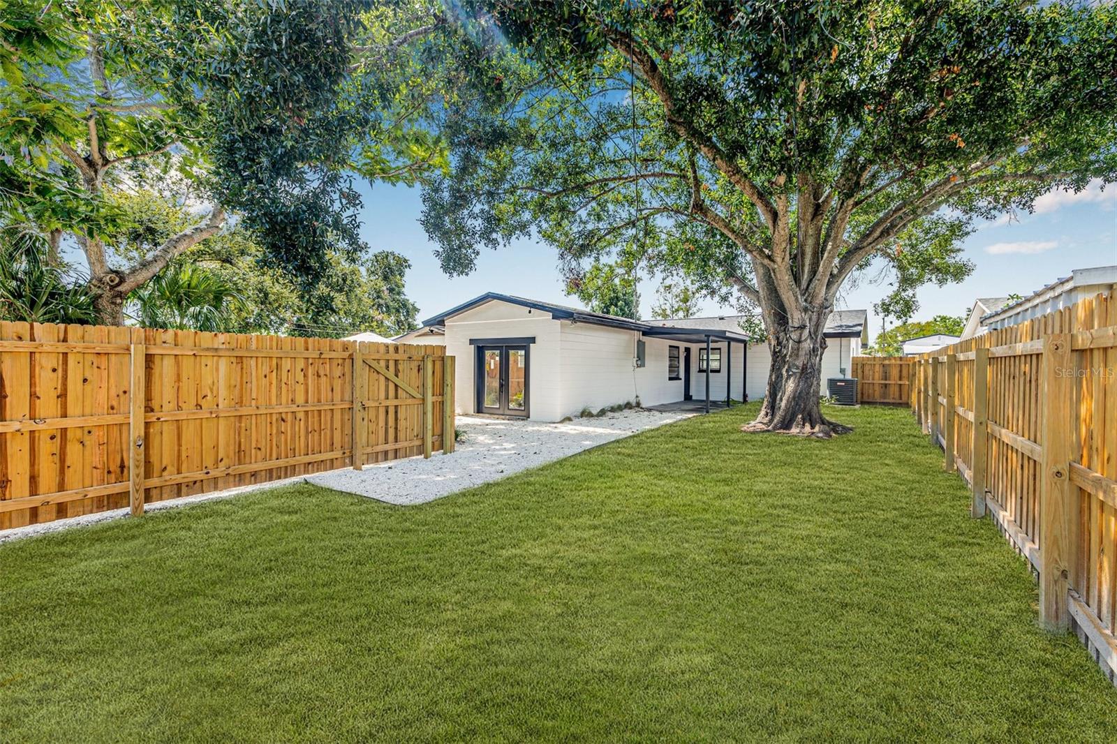 Image 22 of 26 For 5652 4th Avenue N