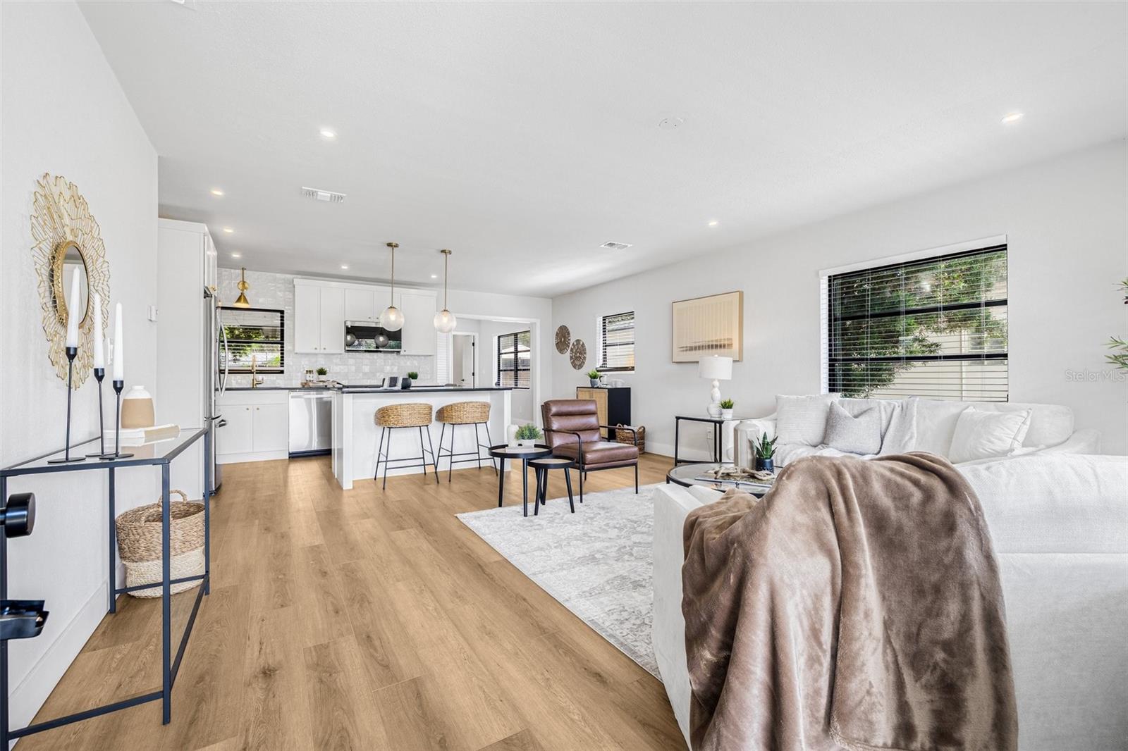 Image 3 of 26 For 5652 4th Avenue N