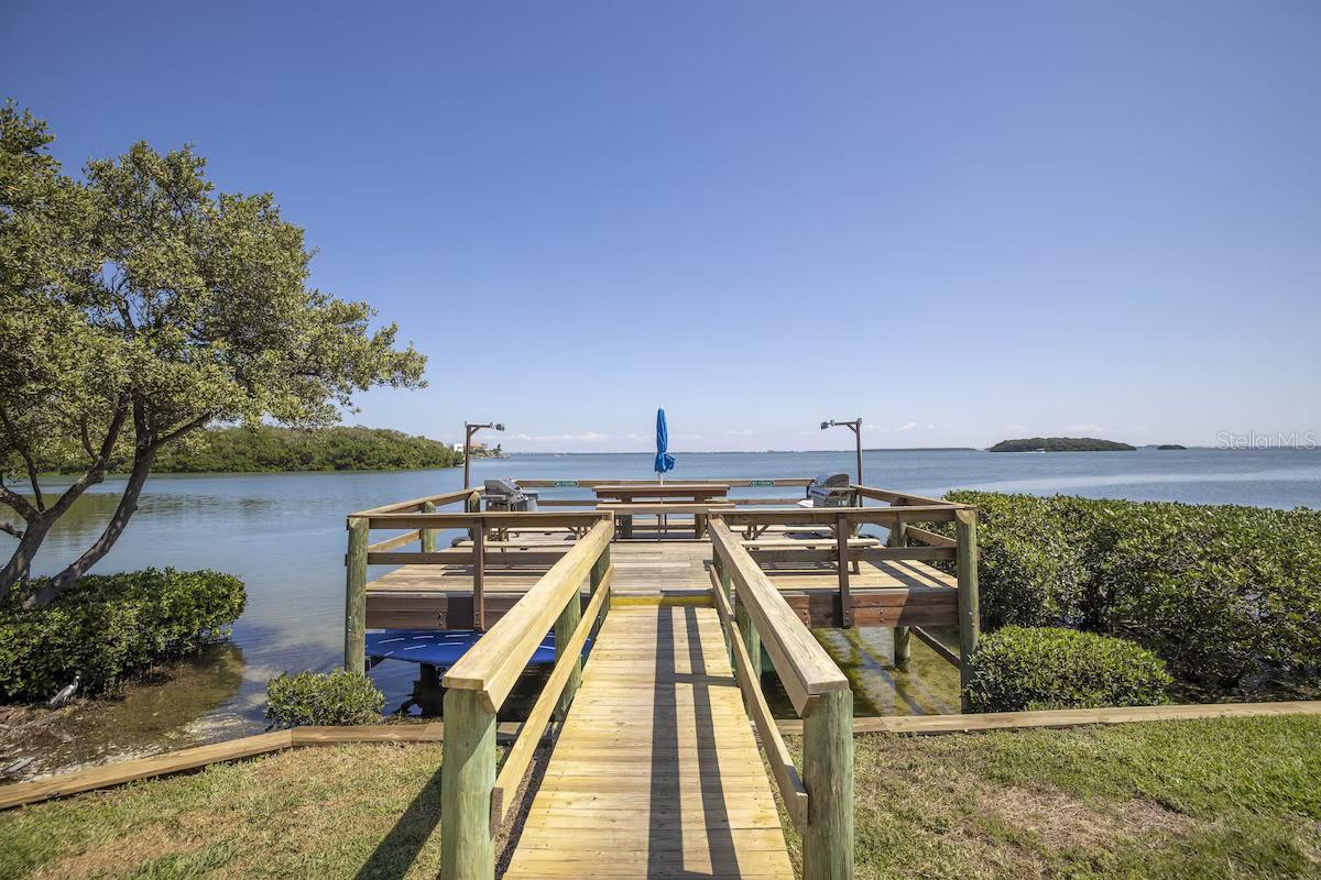 Image 20 of 22 For 1515 Pinellas Bayway S 23b