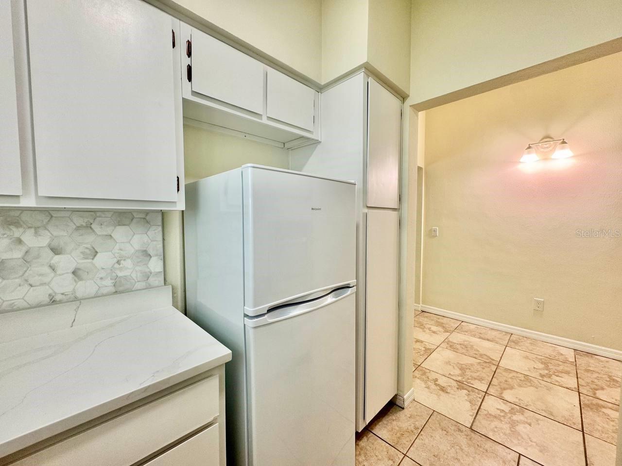 Image 15 of 25 For 533 Yelvington Avenue