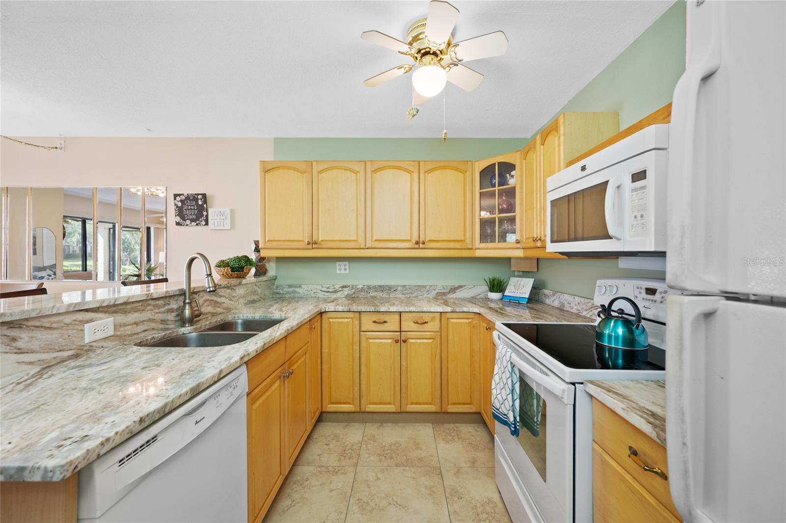 Image 10 of 39 For 3301 Crystal Court E D