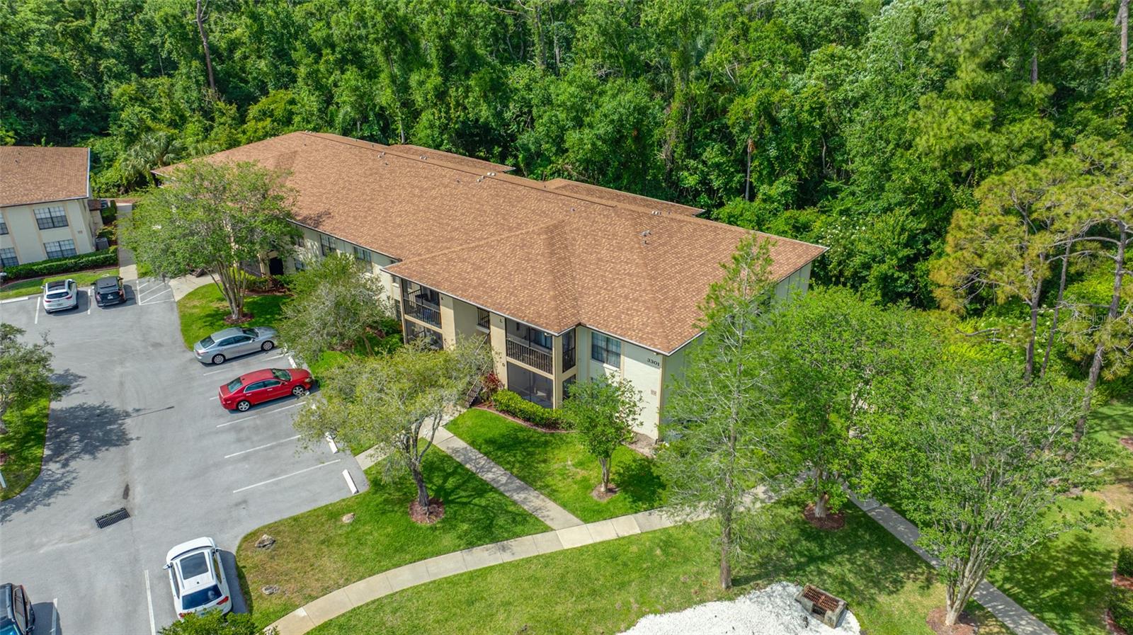Image 33 of 39 For 3301 Crystal Court E D