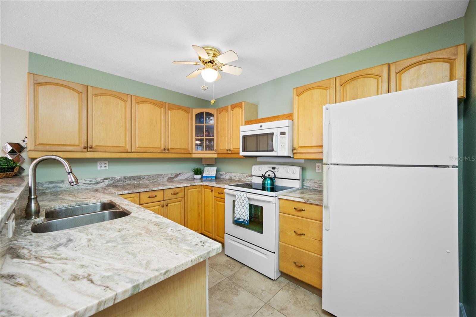 Image 9 of 39 For 3301 Crystal Court E D