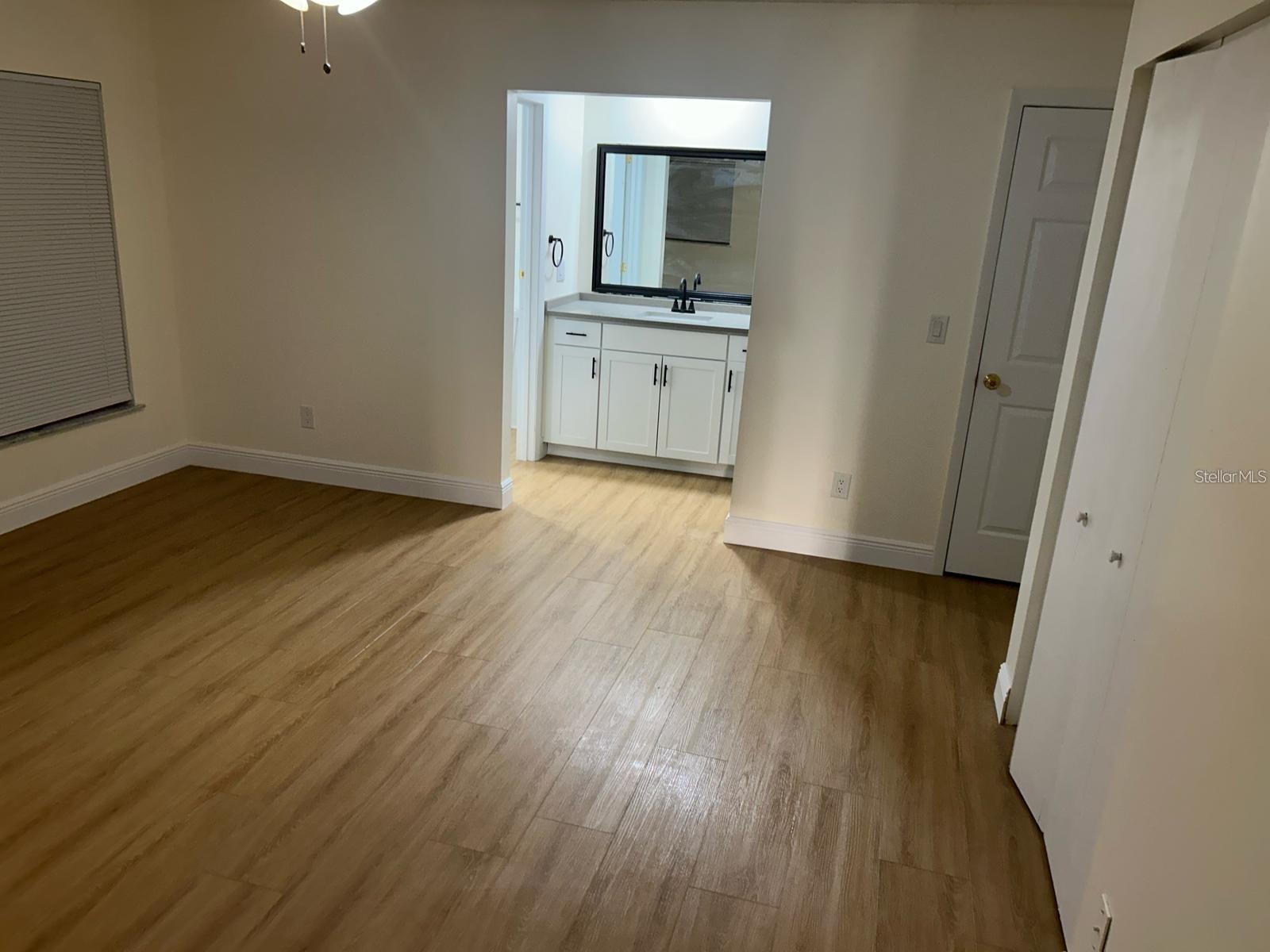 Image 17 of 30 For 5143 1st Street
