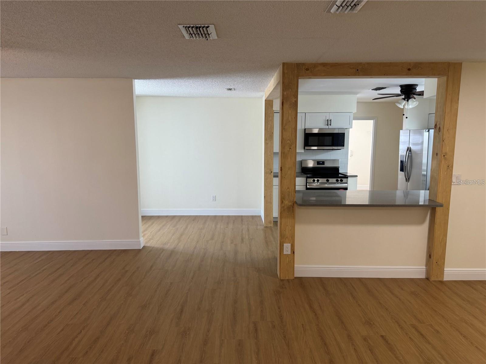 Image 6 of 30 For 5143 1st Street