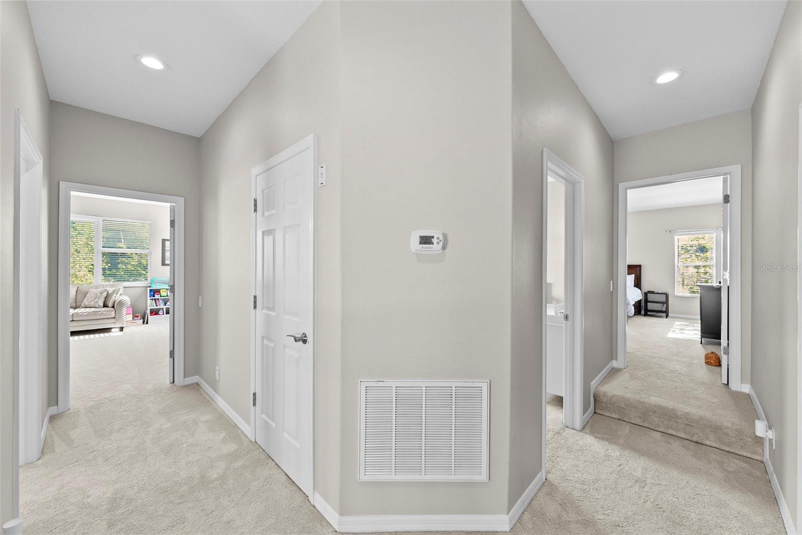 Image 39 of 56 For 519 Harbor Grove Circle