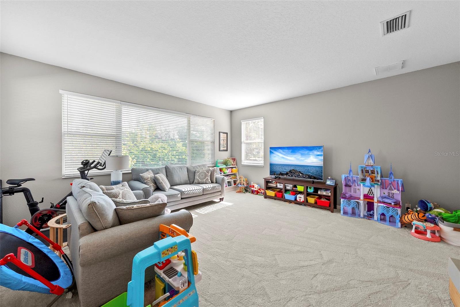 Image 42 of 56 For 519 Harbor Grove Circle