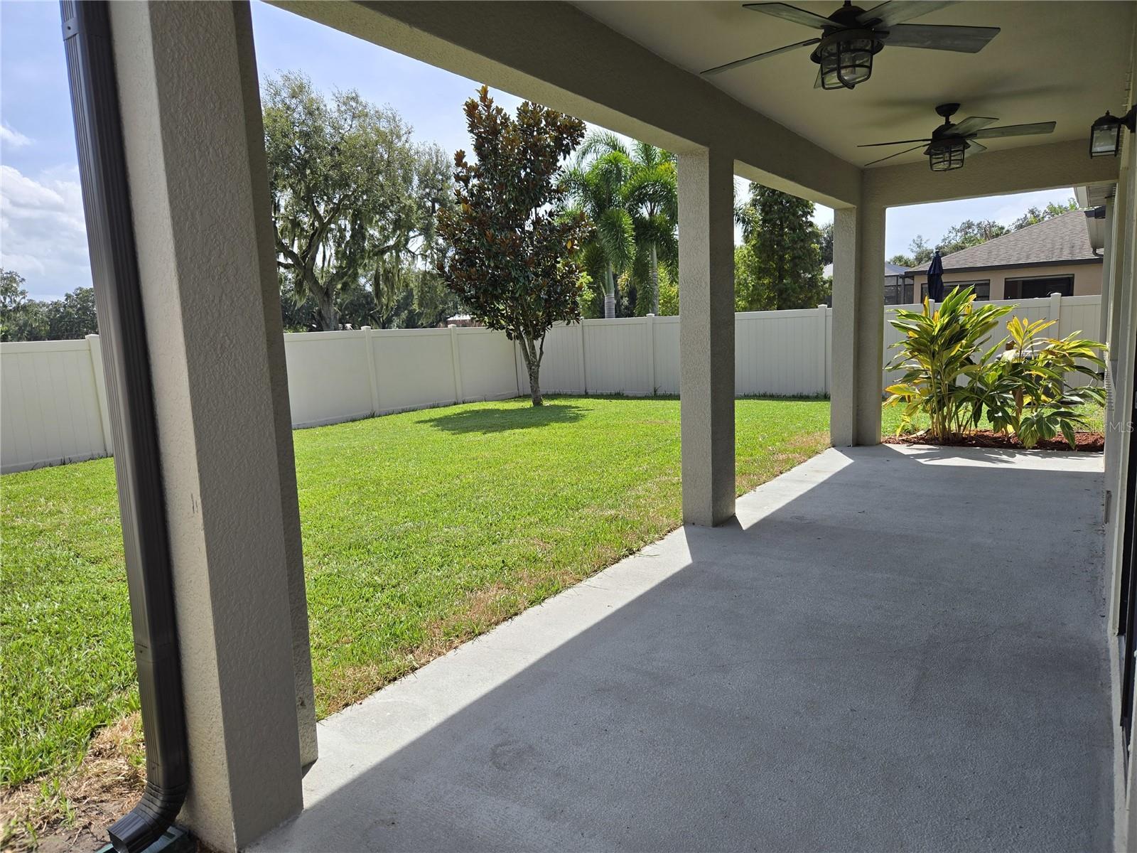 Image 4 of 5 For 10442 Arbor Groves Place