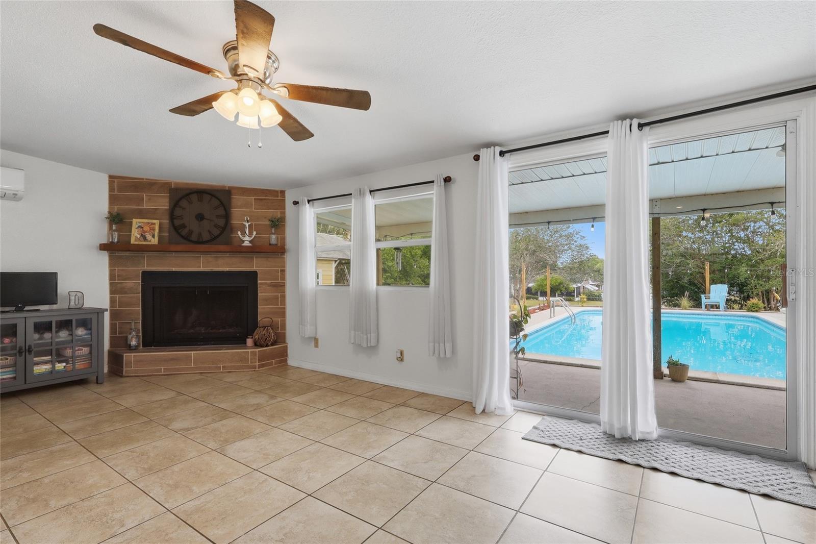 Image 10 of 29 For 37325 Vero Lane