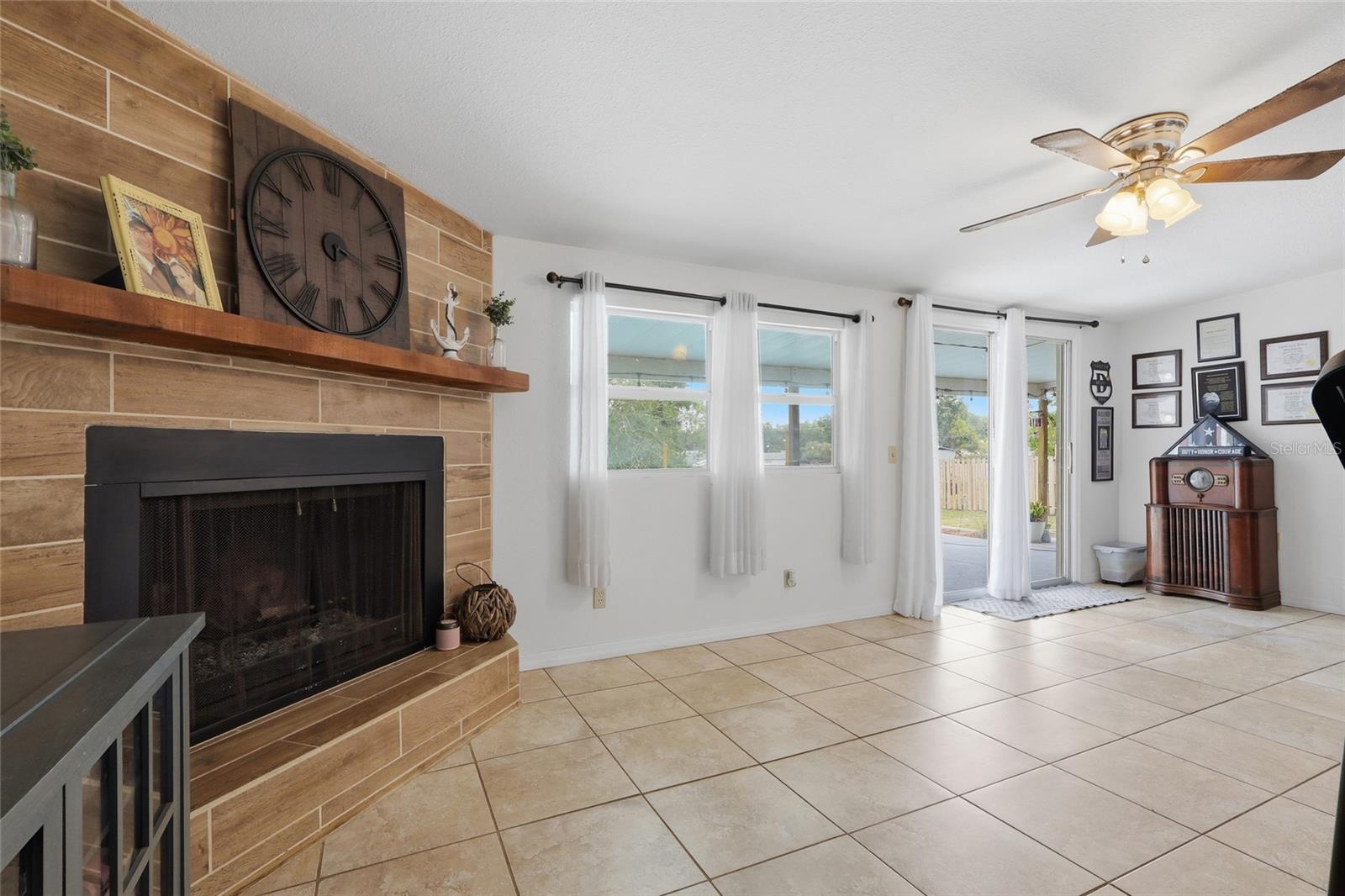 Image 11 of 29 For 37325 Vero Lane