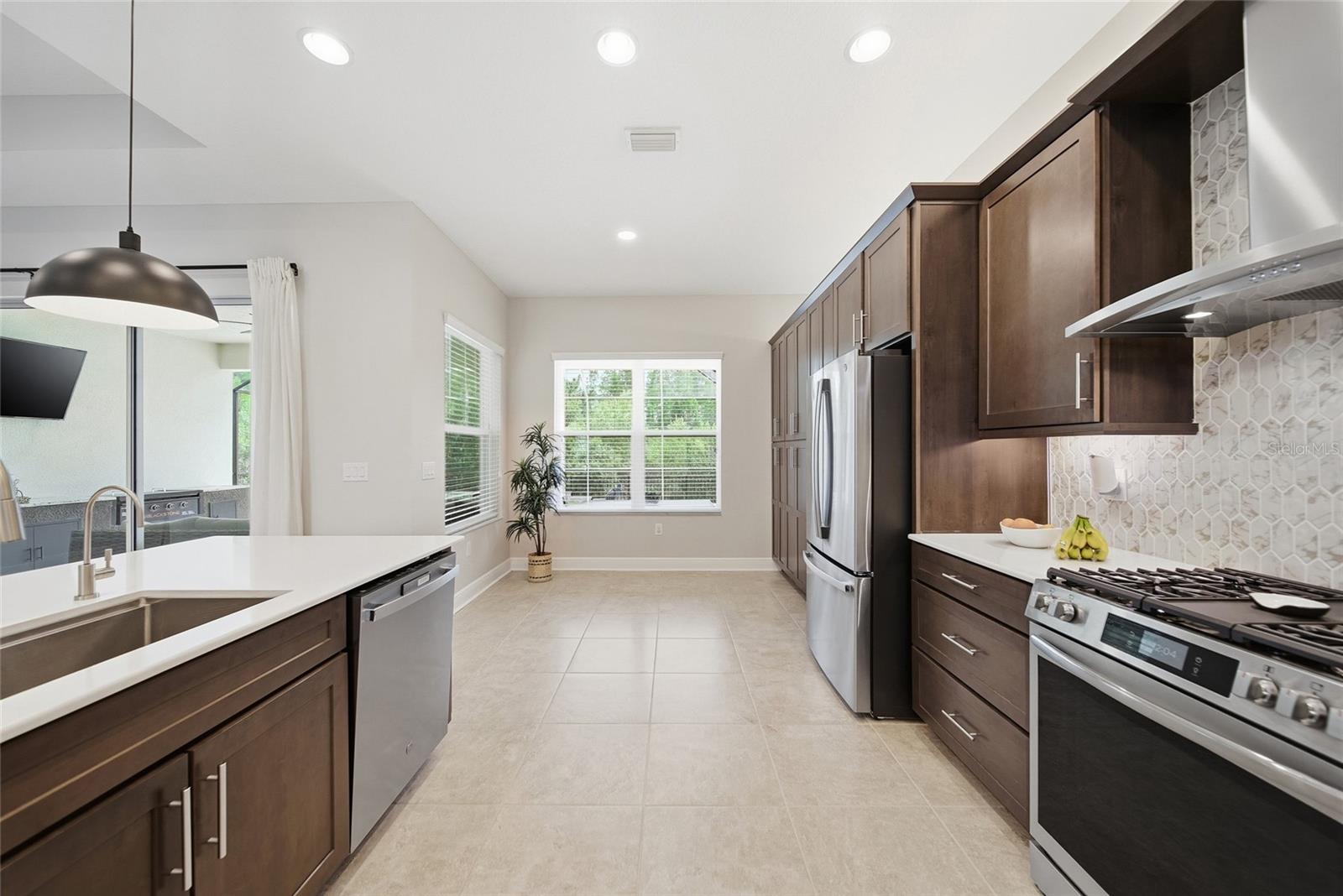 Image 22 of 90 For 30567 Chesapeake Bay Drive